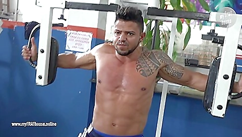Muscular Guys Workout Naked Reality Show