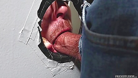 Storage Room Anal With And Men Over 30 - Jay Donahue, Joe Parker And Jo Evans